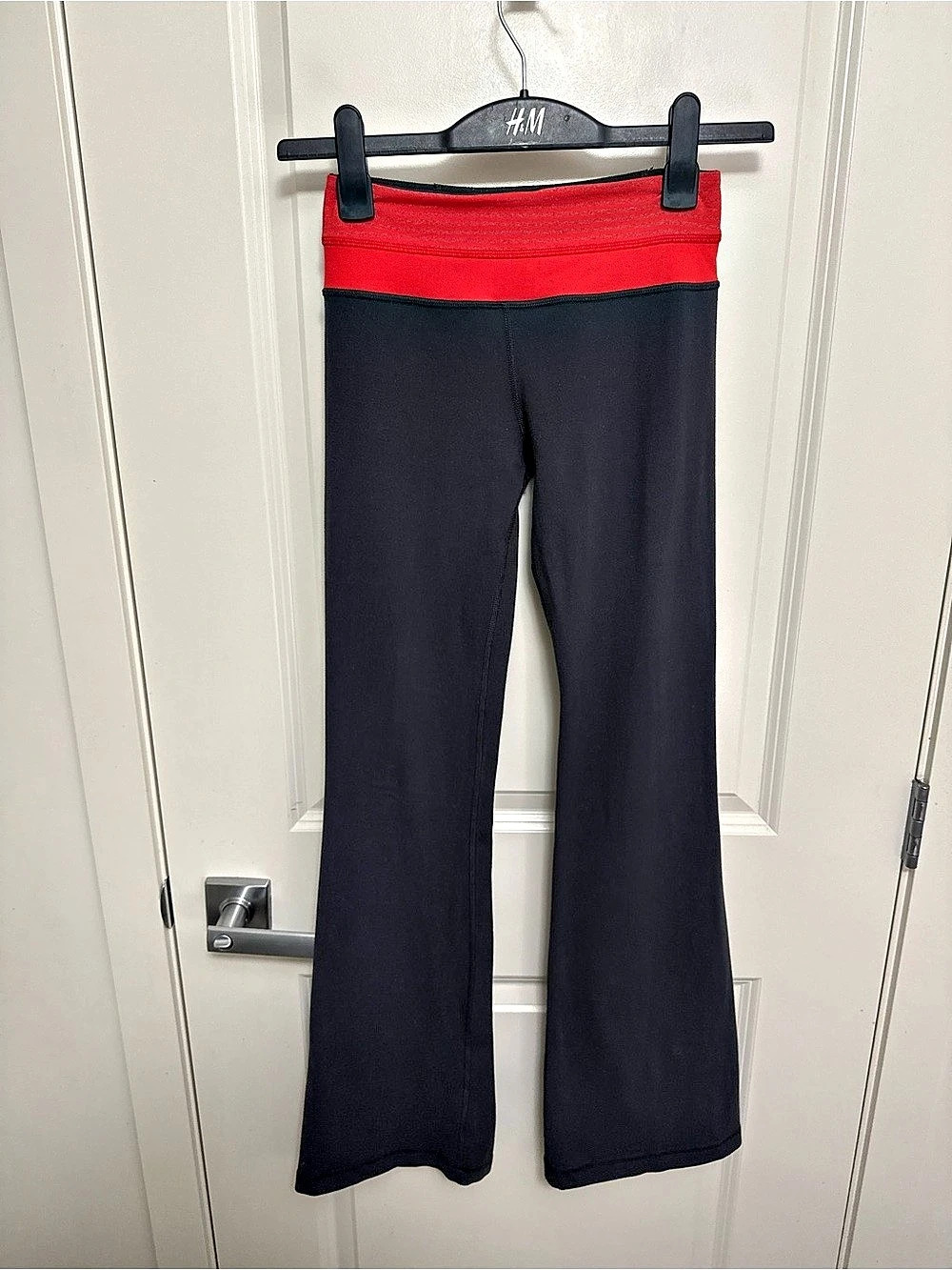 Lululemon Flared Yoga Pants - Reversible - Size 2